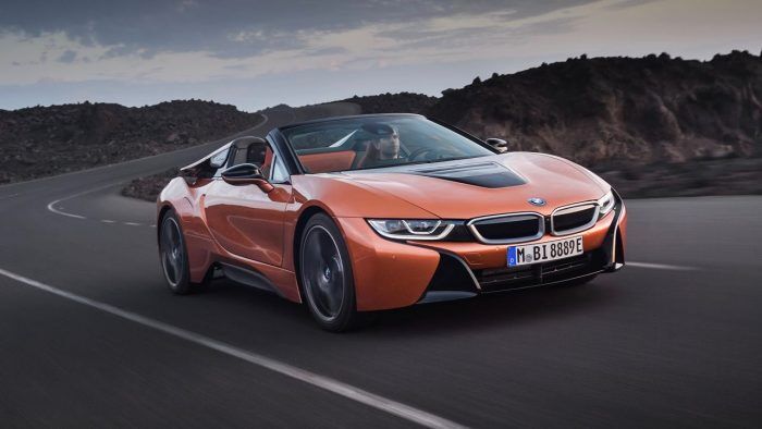 BMW I8 Roadster 2018 6 700x394