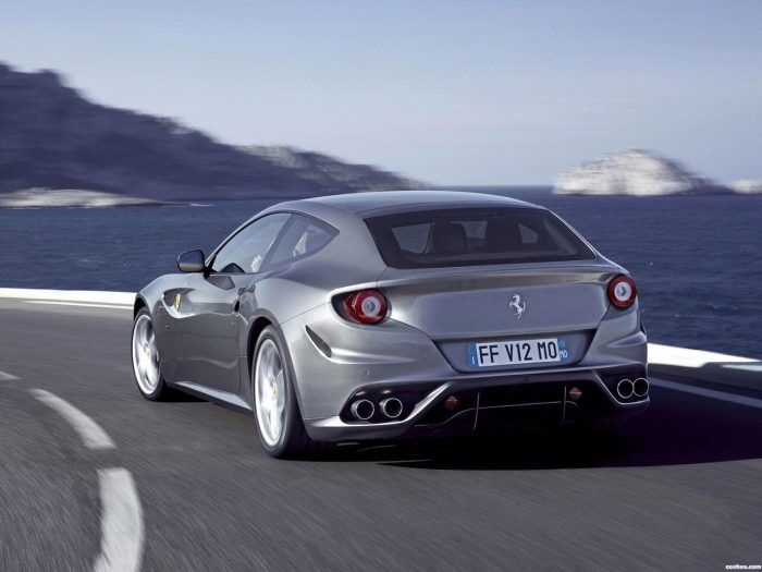 Ferrari FF 2011 700x525