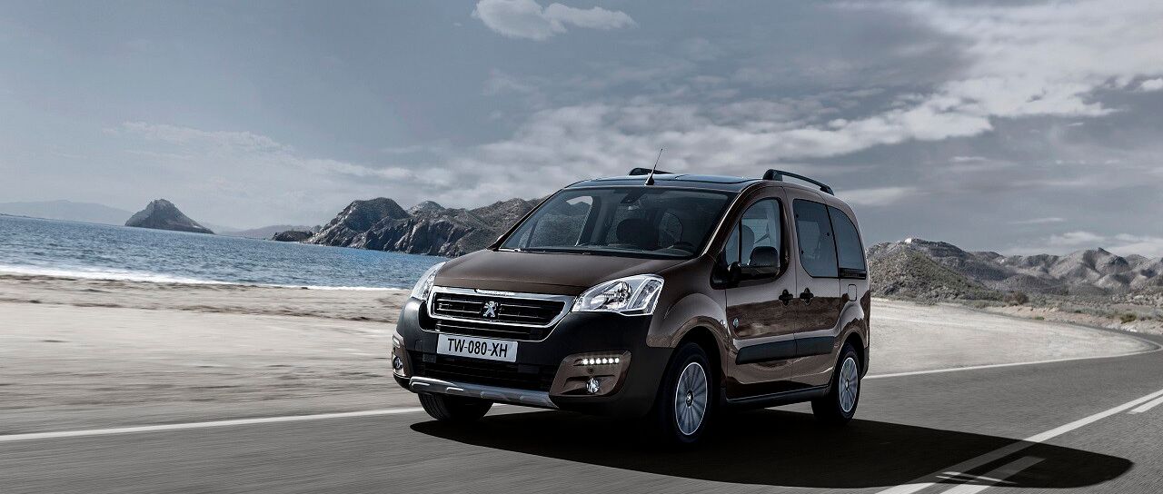 Todas las noticias de coches en un solo portal: Pruebas, fotos, vídeos, informes...