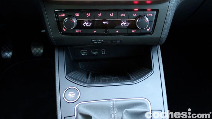 Seat Ibiza 2017 Prueba Interior 9 700x394