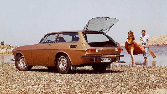 Volvo 1800ES 2 700x394