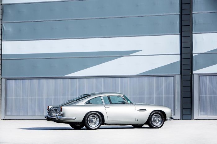 Aston Martin Db5 Paul Mccartney 8 700x466