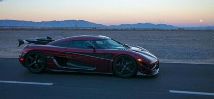 El Koenigsegg Agera RS es oficialmente el coche más rápido con 447,2 km/h