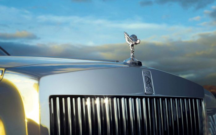 Rolls Royce 700x438