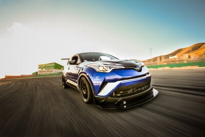 Toyota C-HR R-Tuned, el SUV llevado al extremo