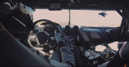 Asi bate el Koenigsegg Agera RS su propio récord de velocidad