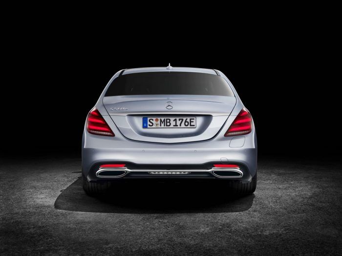 Mercedes S 560 E Plug In Hybrid 2018 3 700x525