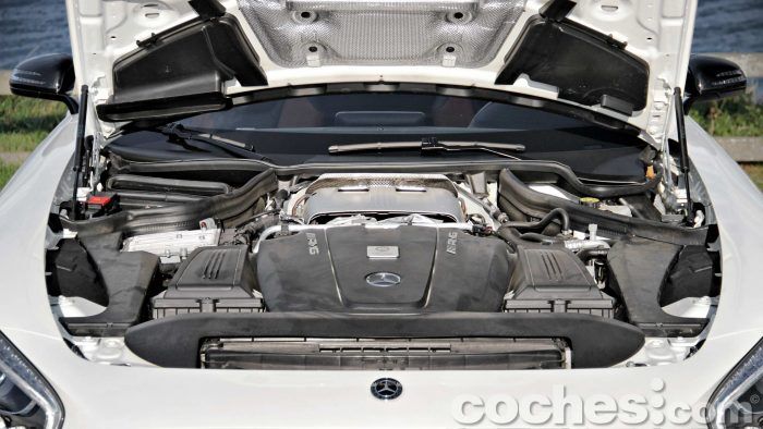 Mercedes AMG GT Roadster 038 700x394