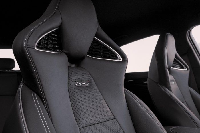 Asientos Opel Insignia Gsi 2 700x466