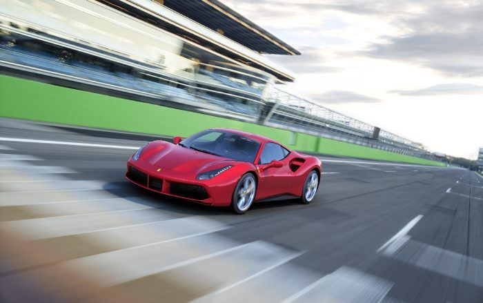 Ferrari 488 Gtb 10 700x439
