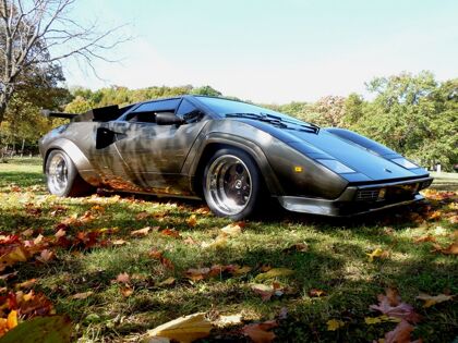 Tarda 17 años en fabricarse un Lamborghini Countach… y lo vende poco después