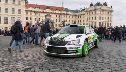 El día en que el Skoda Fabia R5 de rallies se convirtió en taxi
