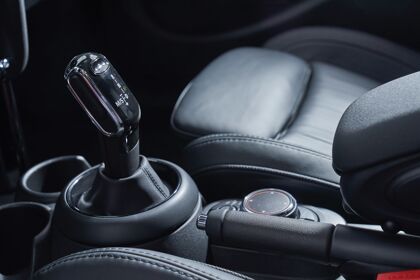 Los MINI ganan cambio automático de doble embrague