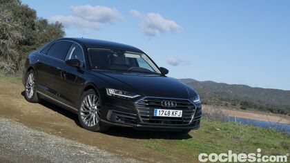 Prueba contacto Audi A8 L 50 TDI, ¿conducir o ir atrás?