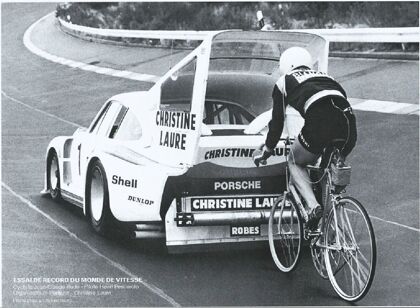 El intento de récord de velocidad en bicicleta ‘a rebufo’ de un Porsche 935