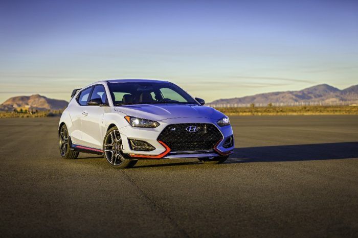 Hyundai Veloster N 2018 39 700x466