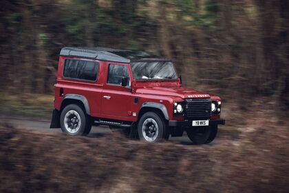 Land Rover Defender Works V8, la edición especial definitiva con 405 CV