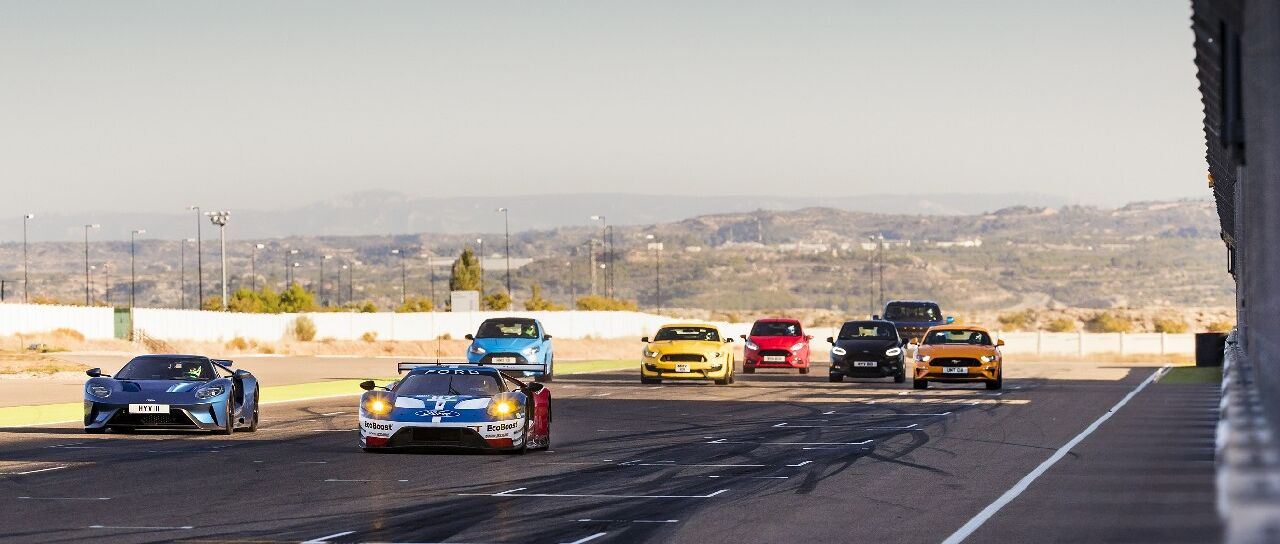 Todas las noticias de coches en un solo portal: Pruebas, fotos, vídeos, informes...