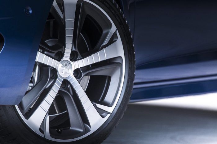 Peugeot 308 Gt Puretech 225 02 700x466