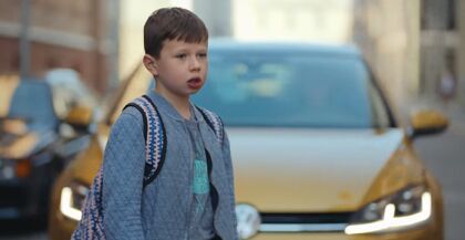 El último anuncio del Volkswagen Golf apela a los sentimientos con algunos superdeportivos