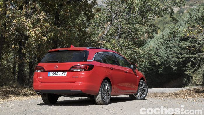 Opel Astra Sports Tourer Prueba 28 700x394