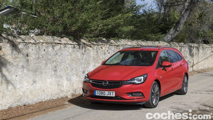 Opel Astra Sports Tourer Prueba 29 700x394