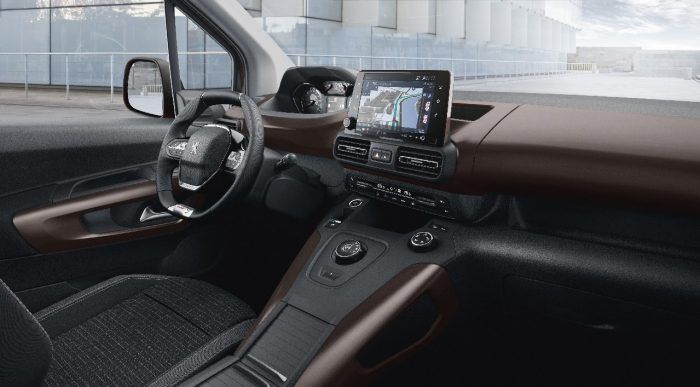 Peugeot Rifter 2018 8 700x387