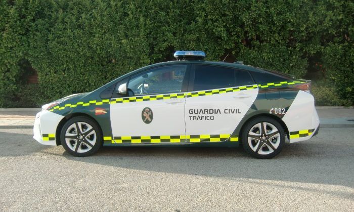Toyota Prius Guardia Civil 2 700x419