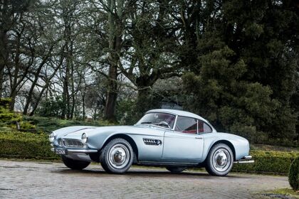 A subasta el flamante BMW 507 Roadster de John Surtees