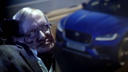 Cuando Stephen Hawking hizo de villano para Jaguar