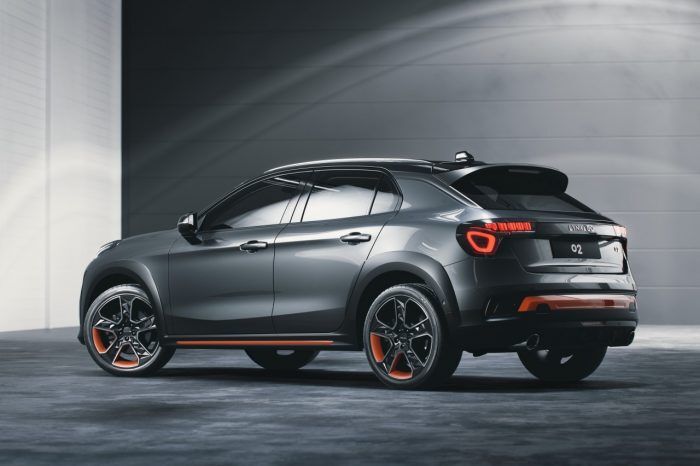 Lynk Co 02 2018 18 700x466