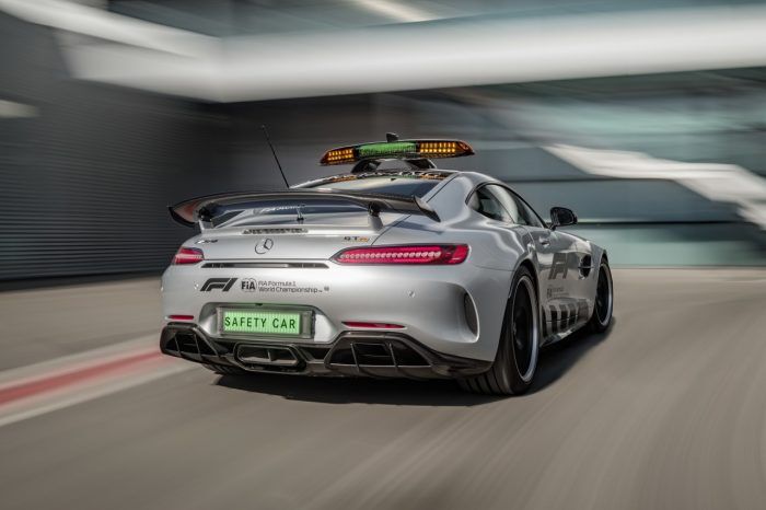 Mercedes Amg Gt R Safety Car Formula 1 4 700x466