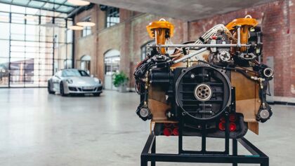 Porsche presume de su motor bóxer desglosando sus ventajas