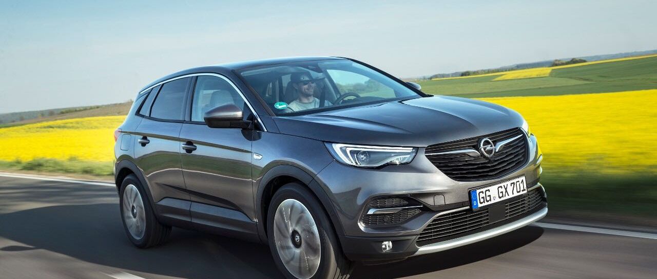 Todas las noticias de coches en un solo portal: Pruebas, fotos, vídeos, informes...