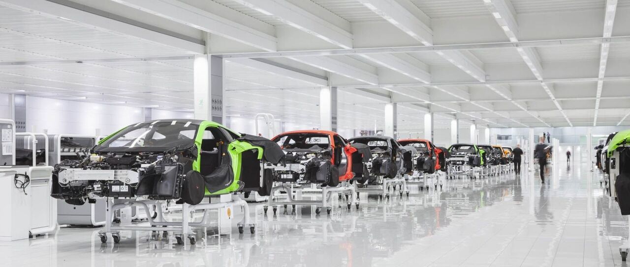 Todas las noticias de coches en un solo portal: Pruebas, fotos, vídeos, informes...