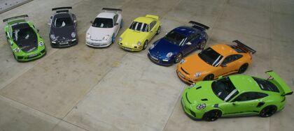 Lo mejor que verás hoy, una reunión con todas las generaciones del Porsche 911 GT3 RS