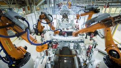 ¿Cómo está afectando la crisis de los microchips a la producción nacional de coches?