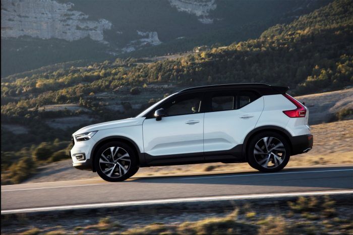 Volvo Xc40 T5 R Design 29 700x466