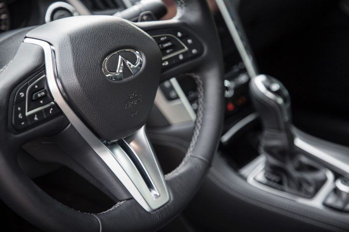 Infiniti Q50 Hybrid Prueba Interior 5 700x467