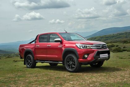 Toyota Hilux Invincible, la ley del más fuerte