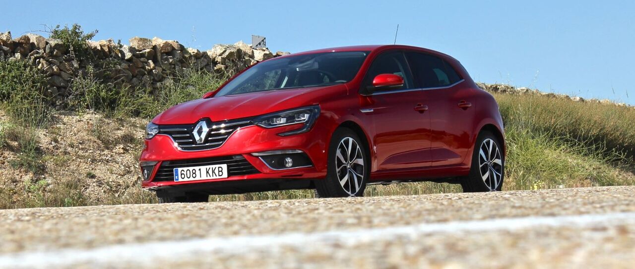 Todas las noticias de coches en un solo portal: Pruebas, fotos, vídeos, informes...