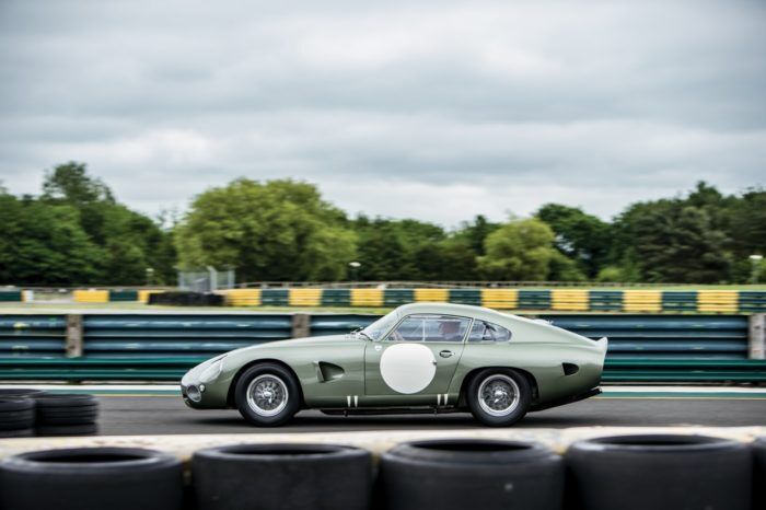 Aston Martin Dp215 Subasta 7 700x466