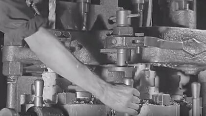 Alucinarás viendo cómo se fabricaba un motor de coche en 1930