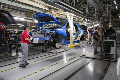 Problemas para Nissan: 12.500 despidos y reducción de la producción