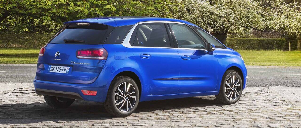 Todas las noticias de coches en un solo portal: Pruebas, fotos, vídeos, informes...