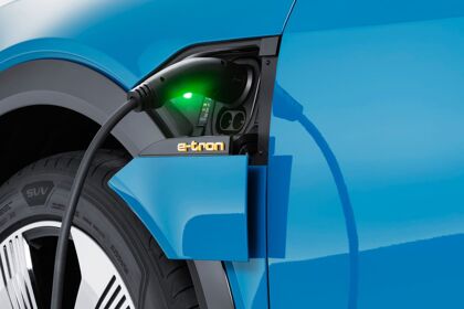 Comienza a operar en España el Audi e-tron Charging Service
