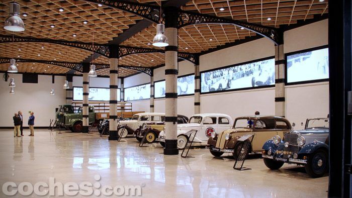 Museo Aguinaga Mercedes Benz 003 700x394