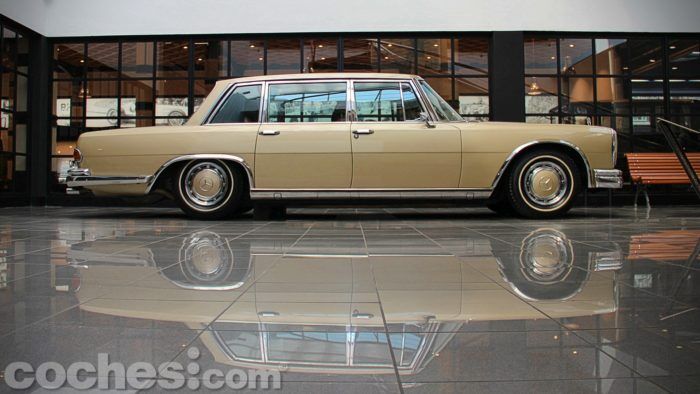 Museo Aguinaga Mercedes Benz 039 700x394