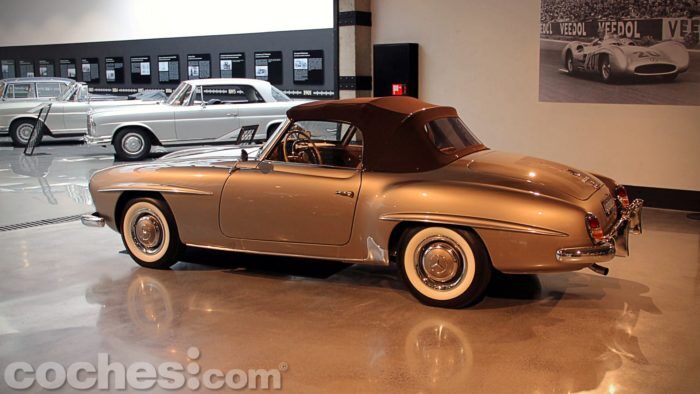 Museo Aguinaga Mercedes Benz 046 700x394