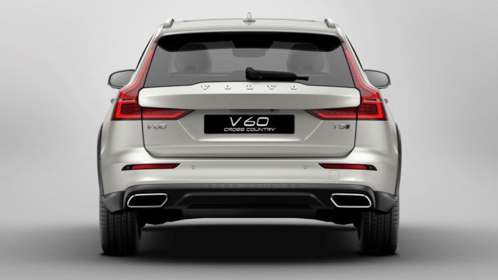Volvo V60 Cross Country 2019 22 700x394
